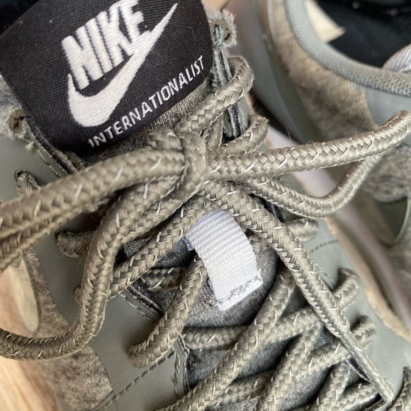 NIKE INTERNATIONALIST GREY / Size 6 - Picture 3 of 3